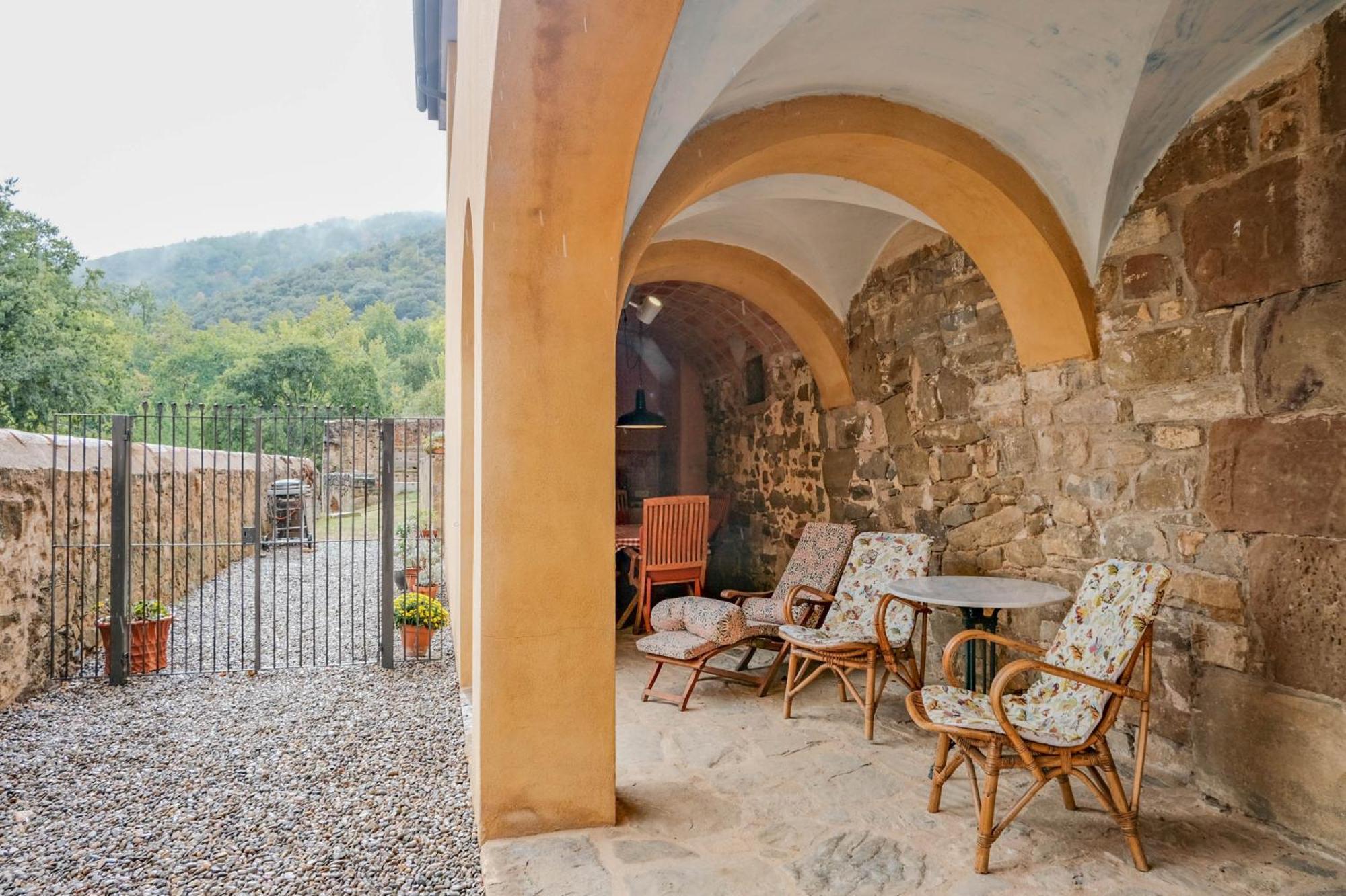 Villa Rectoria De Castellar La Vall de Bianya Exterior foto