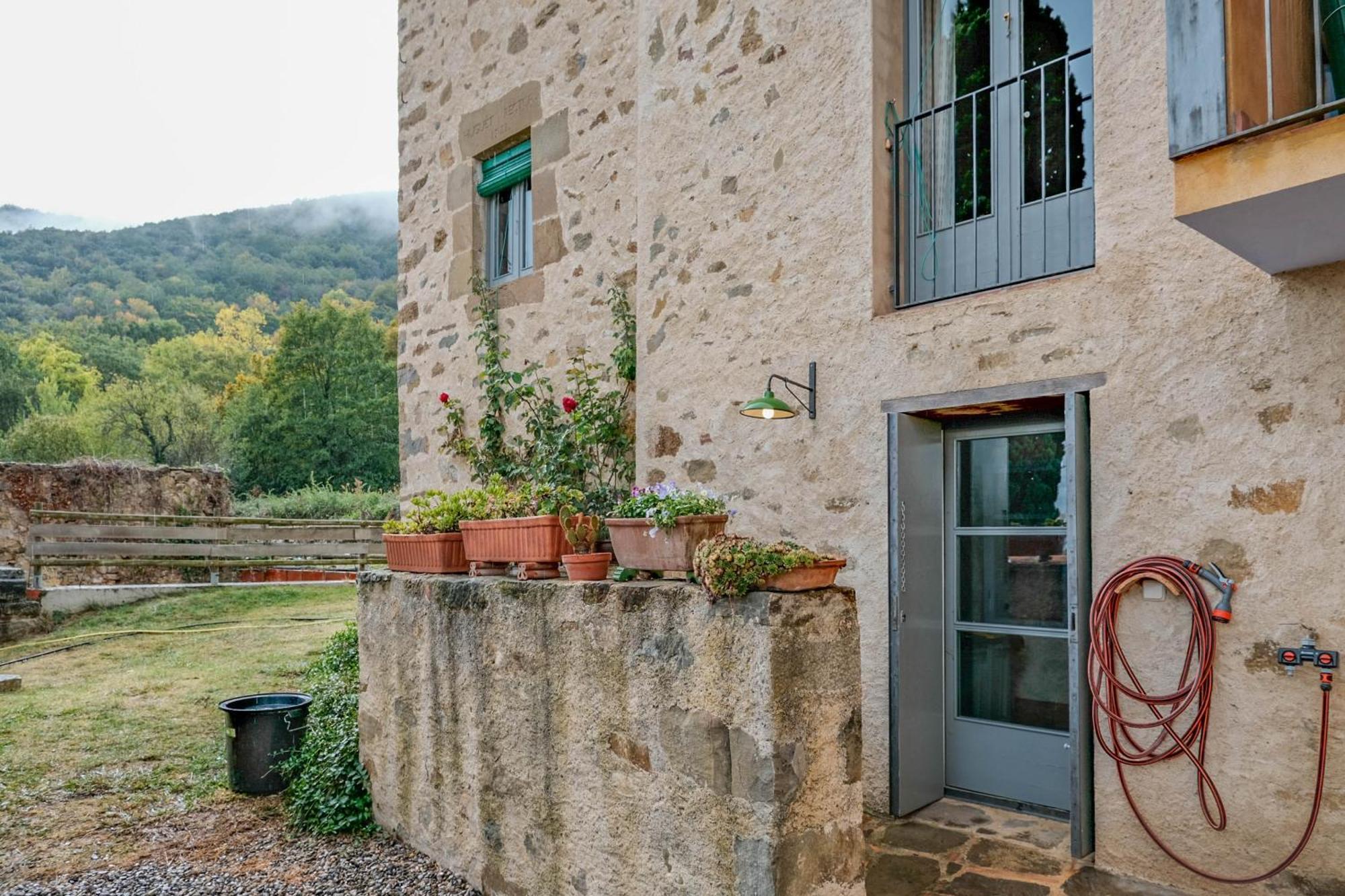 Villa Rectoria De Castellar La Vall de Bianya Exterior foto